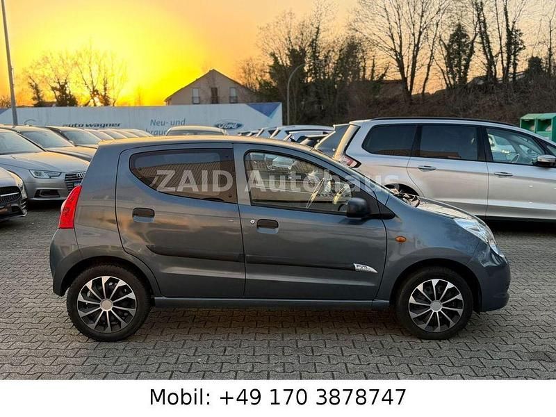Gebraucht Suzuki Alto Club 68 PS (50 kW) 2012 Grau Kleinwagen
