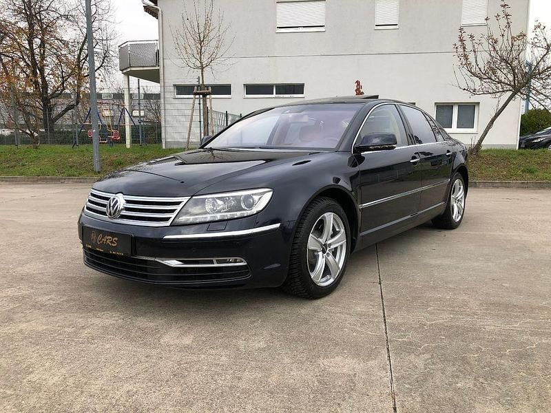 Blau Gebraucht 2012 VW Phaeton Limousine | 14.500 € (Etwas zu teuer) - Bild 1/4
