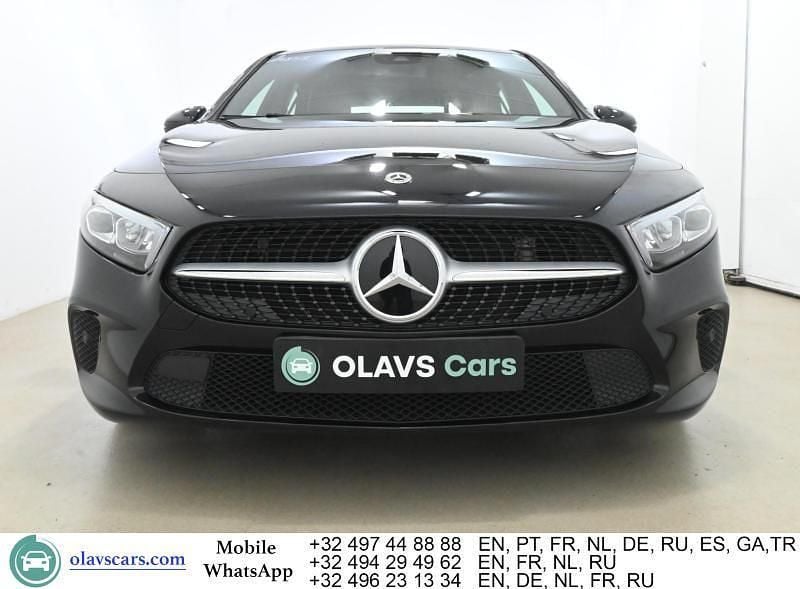 Gebraucht Mercedes A180 116 PS (85 kW) 2023 Schwarz Limousine
