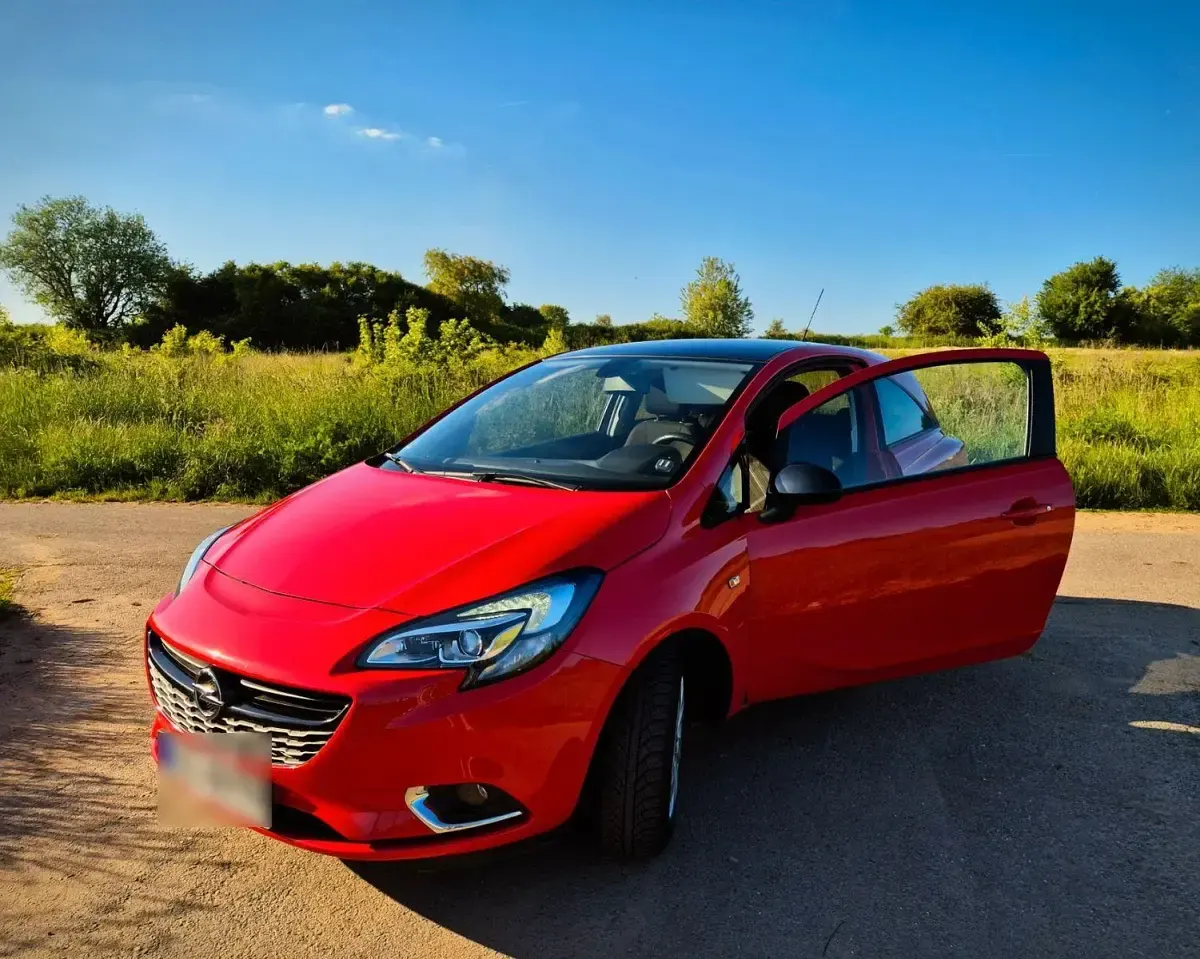 Gebraucht Opel Corsa Color Edition 101 PS (74 kW) 2015 Rot Kleinwagen