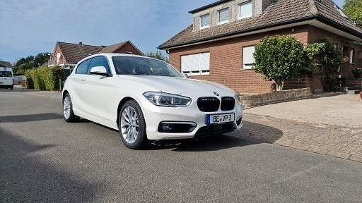 Weiß Gebraucht 2019 BMW 118 M Sport Kleinwagen | 14.950 € (Superpreis) - Bild 1/4