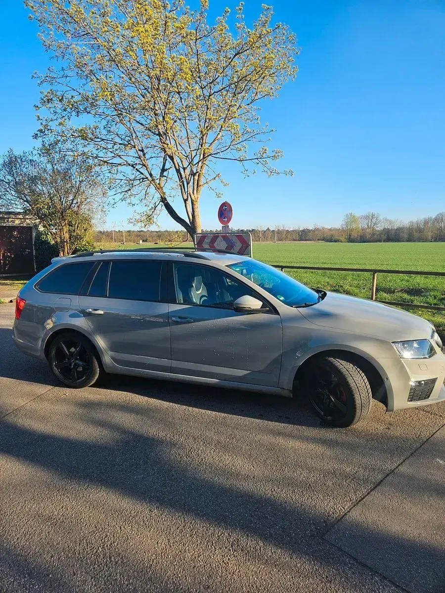 Gebraucht Skoda Octavia RS 220 PS (161 kW) 2014 Grau Kleinwagen
