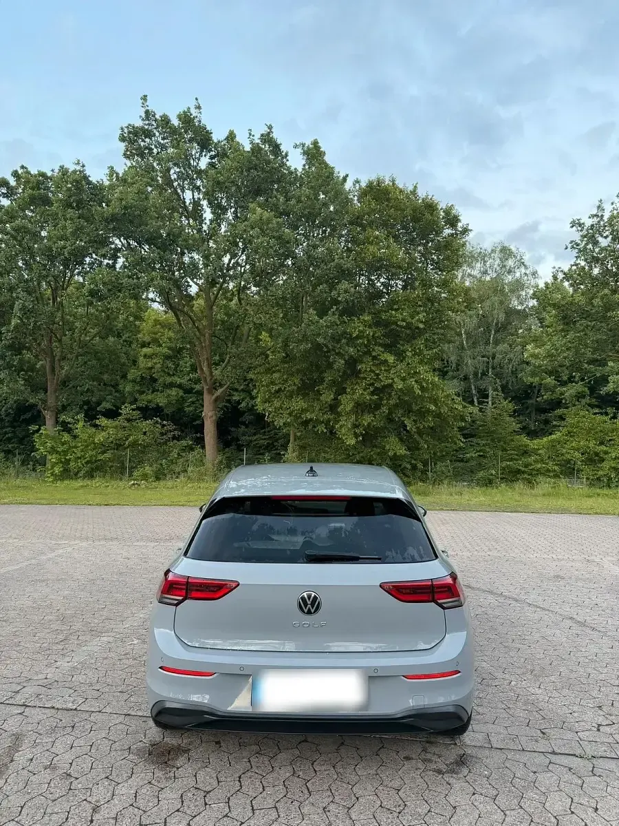 Gebraucht VW Golf VII Life 116 PS (85 kW) 2020 Grau Limousine