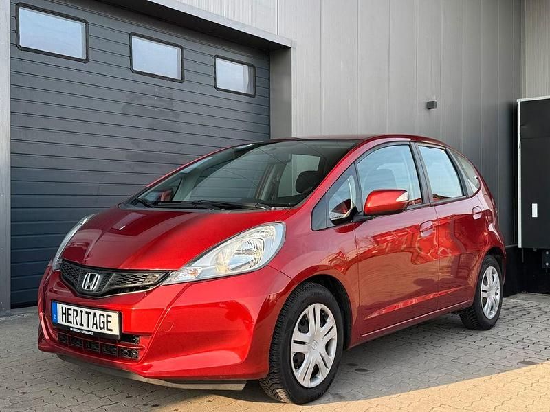 Gebraucht Honda Jazz Trend 99 PS (72 kW) 2014 Rot Kleinwagen