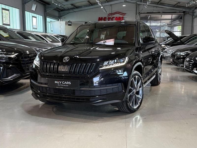 Schwarz Gebraucht 2021 Skoda Kodiaq SportLine SUV | 28.680 € (Etwas zu teuer) - Bild 1/4