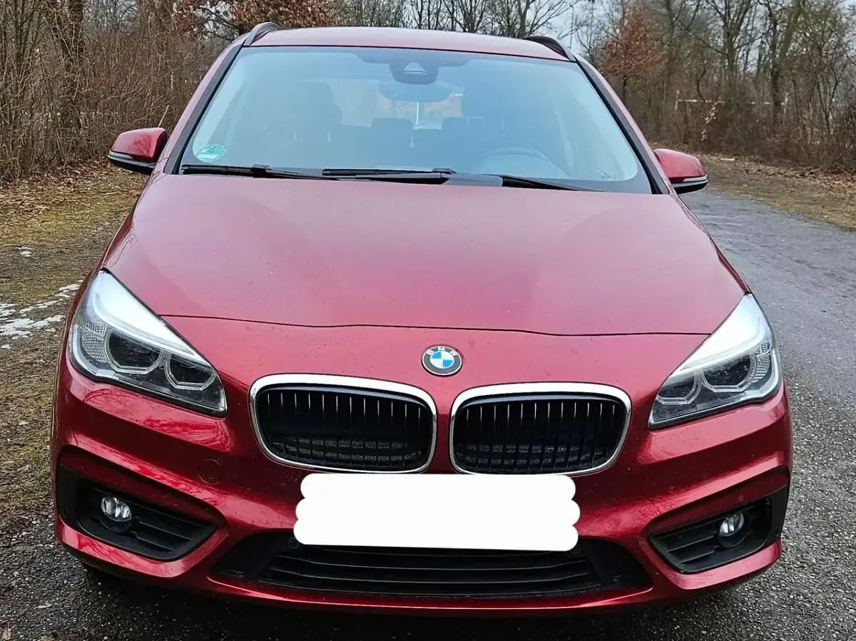 Gebraucht BMW 218 Advantage 136 PS (100 kW) 2016 Rot Kombi