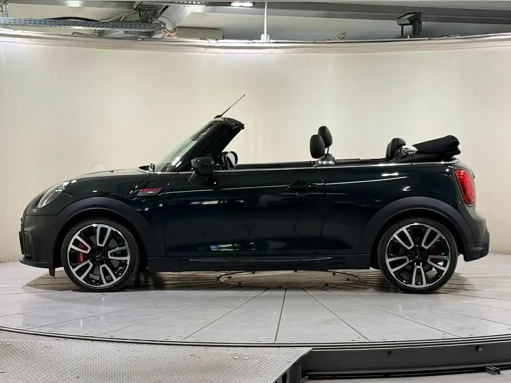 Gebraucht Mini John Cooper Works Cabriolet 231 PS (169 kW) 2023 Grün Cabrio