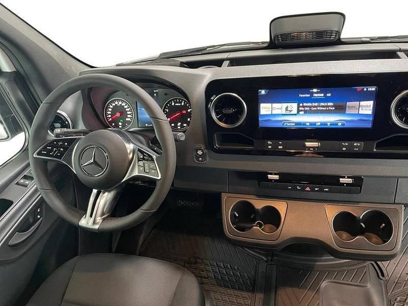 Second-hand Mercedes Sprinter 150 CP (110 kW) 2025 Alb Van