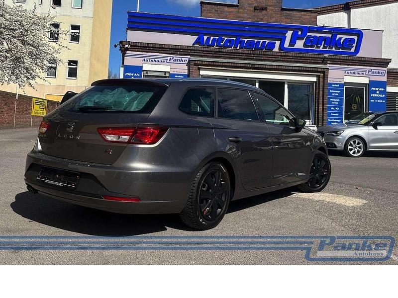 Gebraucht Seat Leon FR 179 PS (131 kW) 2014 Technic grey Kombi