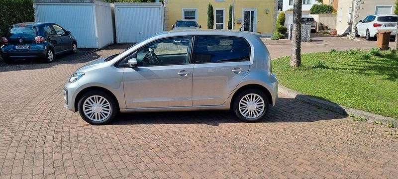 Grau Gebraucht 2021 VW up! United Kleinwagen | 9.950 € (Guter Preis) - Bild 1/4