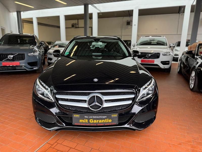 Gebraucht Mercedes C220 170 PS (125 kW) 2016 Schwarz Kombi