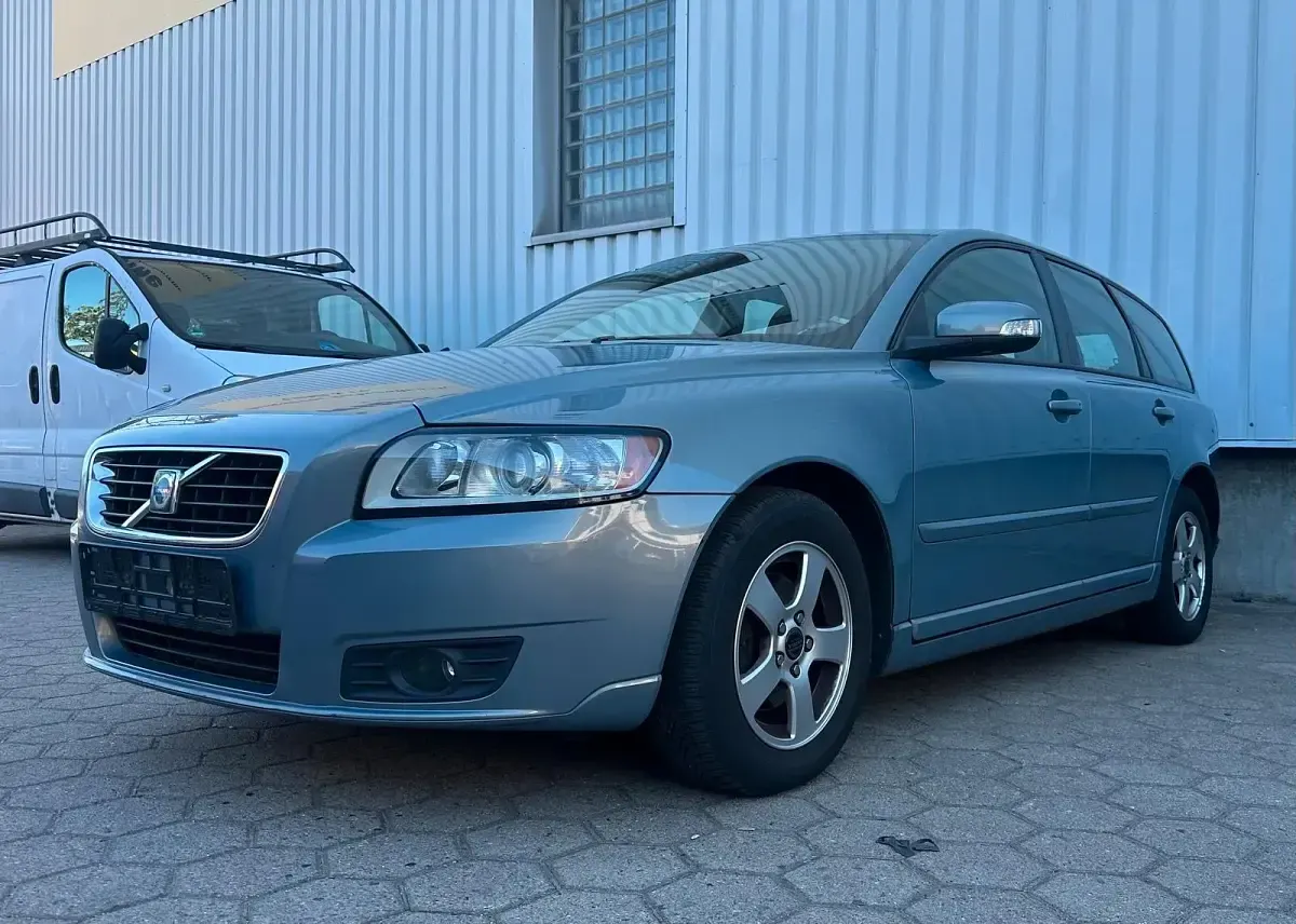 Gebraucht Volvo V50 Momentum 108 PS (79 kW) 2008 Kombi