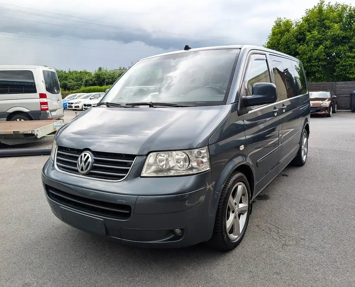 Gebraucht VW Multivan 175 PS (128 kW) 2003 Grau Van / Kleinbus