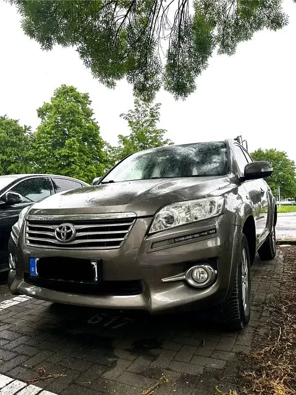 Gebraucht Toyota RAV4 Executive 177 PS (130 kW) 2011 Braun SUV