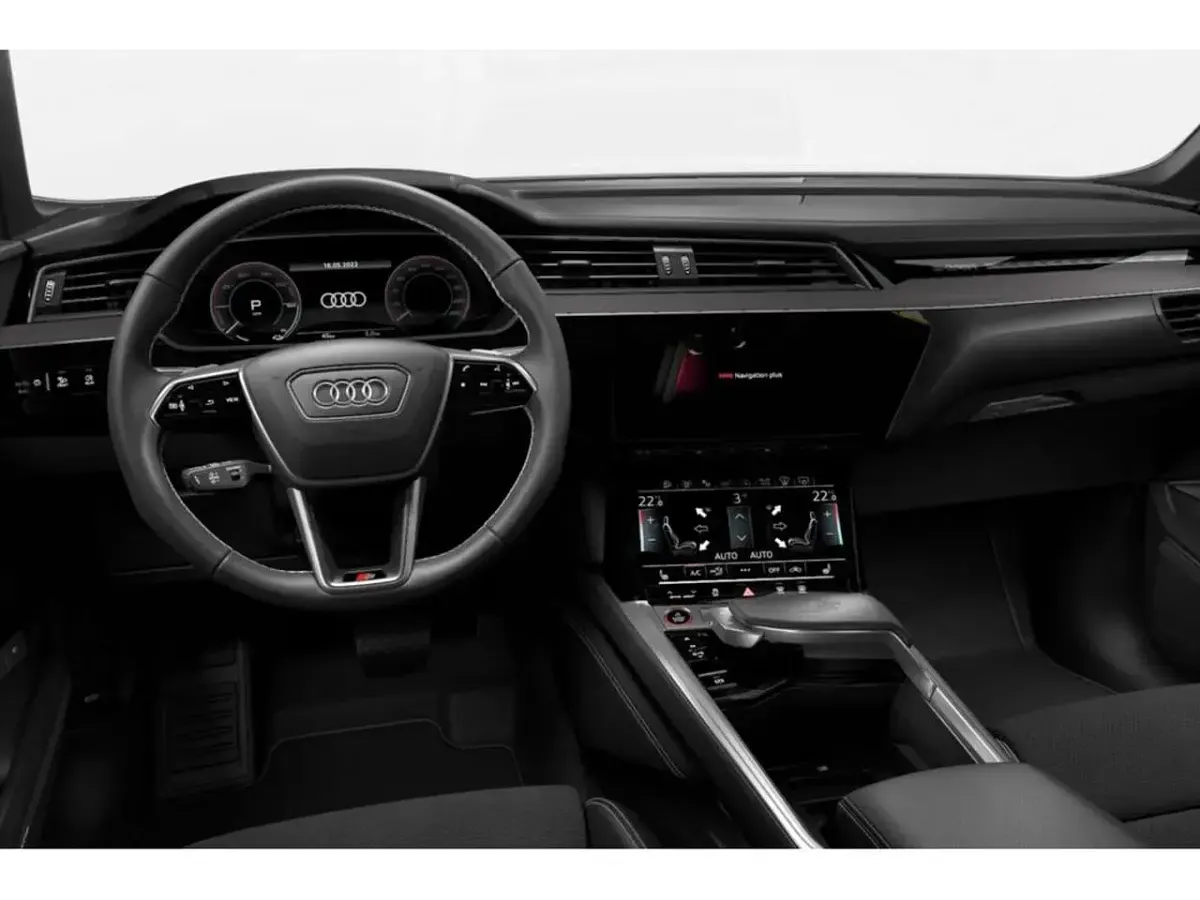 Gebraucht Audi e-tron Ambiente 369 kW (503 PS) 2022 Schwarz SUV