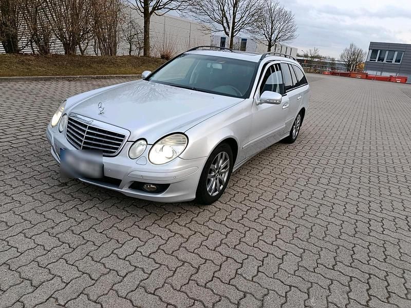Gebraucht Mercedes E320 224 PS (164 kW) 2007 Silber Kombi