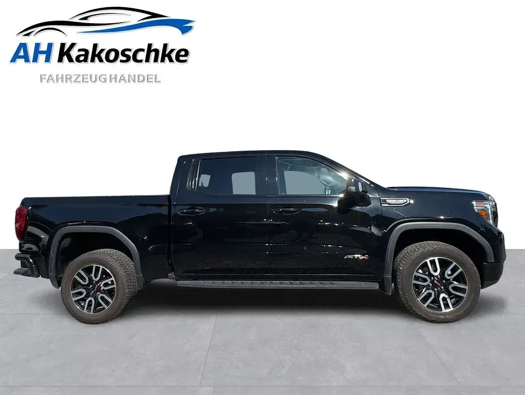 Gebraucht GMC Sierra 426 PS (313 kW) 2022 Schwarz Pickup