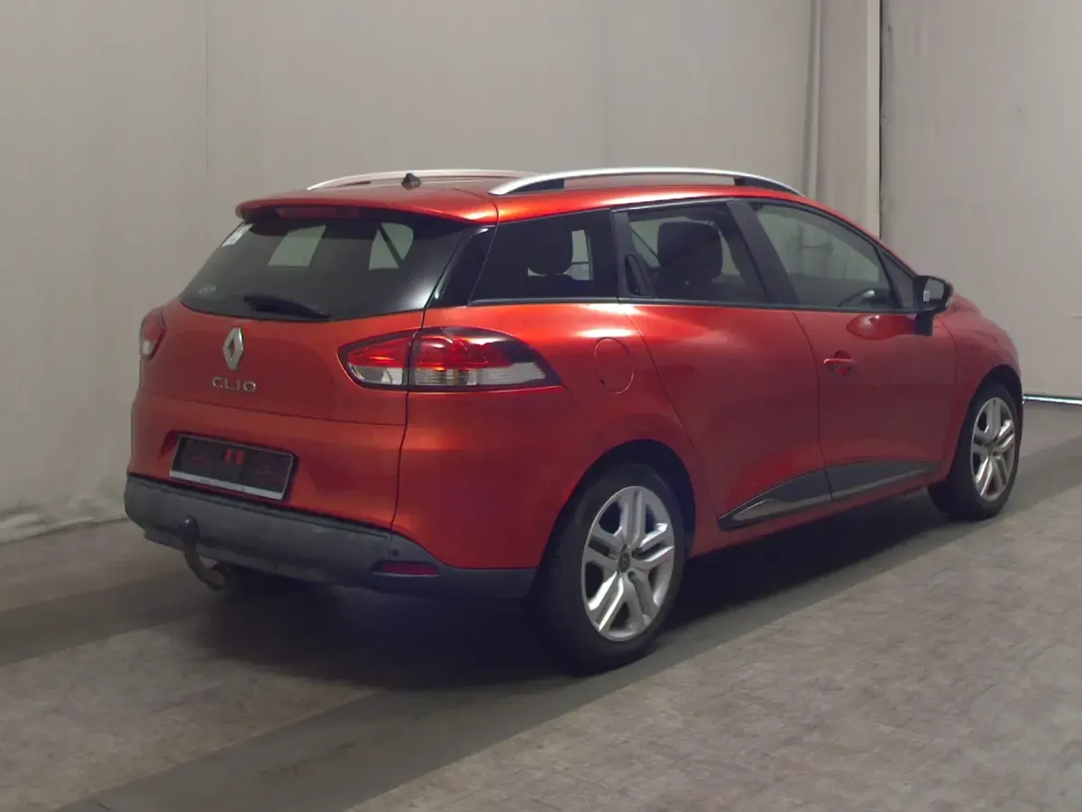 Gebraucht Renault Clio 90 PS (66 kW) 2018 Flammenrot metallic