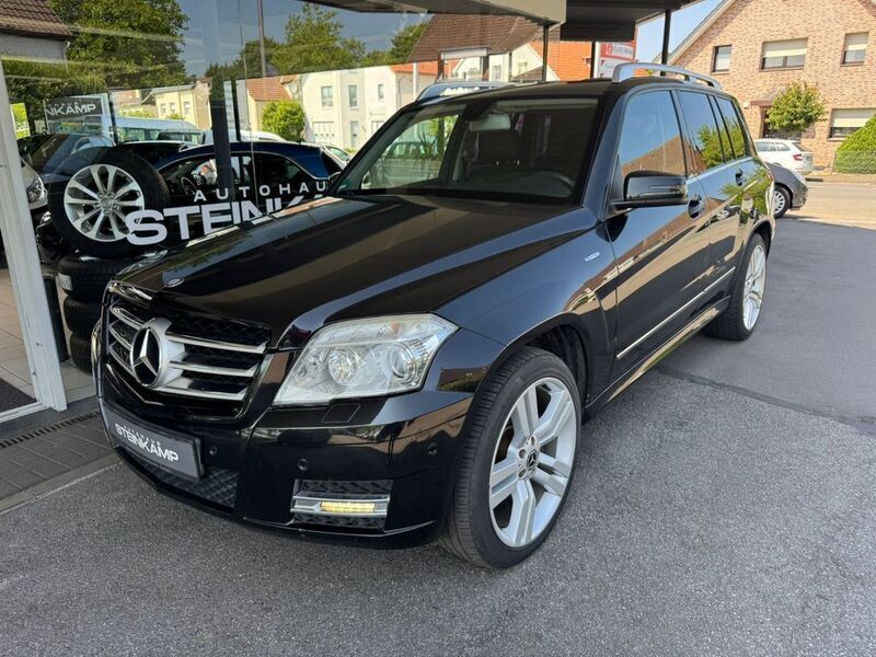 Schwarz Gebraucht 2010 Mercedes GLK220 SUV | 6.990 € (Fairer Preis) - Bild 1/4