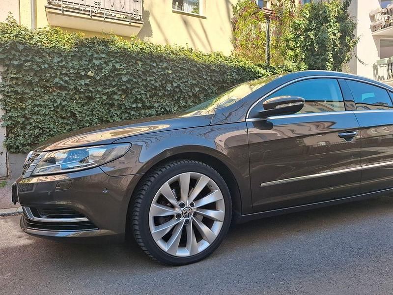 Gebraucht VW CC 140 PS (102 kW) 2014 Braun Limousine