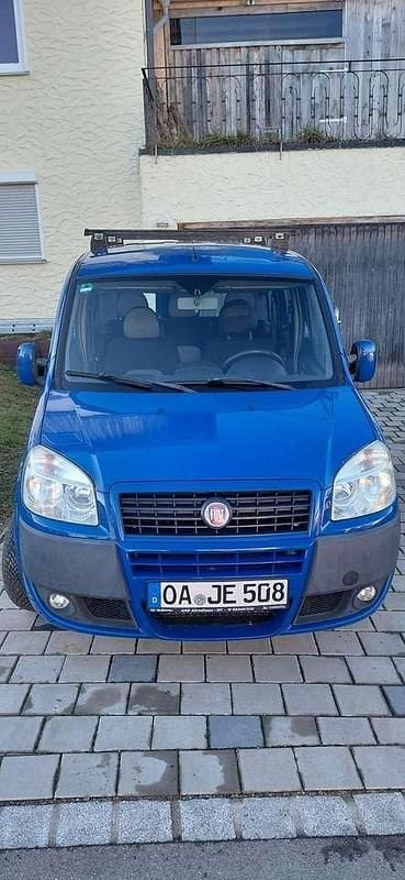 Blau Gebraucht 2009 Fiat Doblò Van / Kleinbus | 3.000 € (Guter Preis) - Bild 1/4