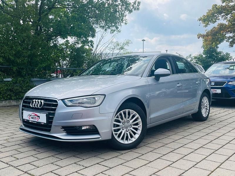 Gebraucht Audi A3 Ambiente 110 PS (80 kW) 2016 Silber Limousine