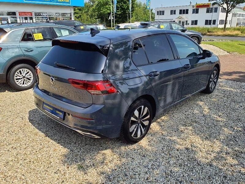 Gebraucht VW Golf VIII Move 150 PS (110 kW) 2023 Grau Limousine