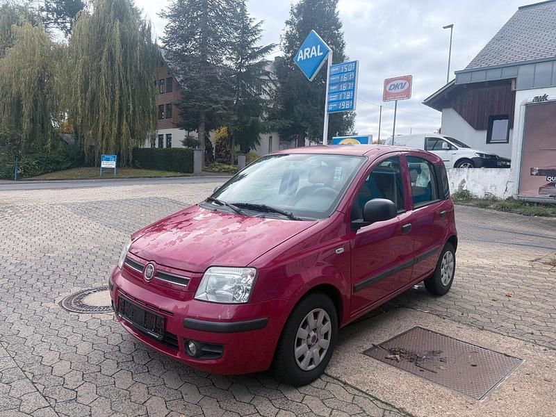 Rot Gebraucht 2010 Fiat Panda Kleinwagen | 1.470 € (Guter Preis) - Bild 1/4