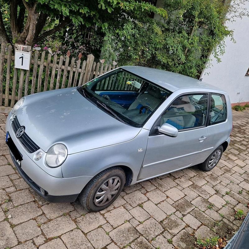 Grau Gebraucht 2001 VW Lupo Kleinwagen | 400 € (Superpreis) - Bild 1/4