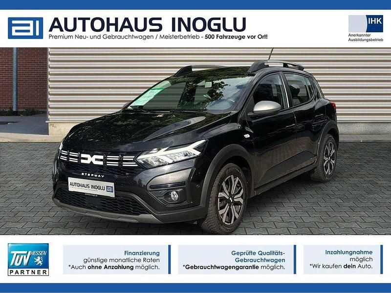 Schwarz Gebraucht 2023 Dacia Sandero Expression Kleinwagen | 13.980 € (Fairer Preis) - Bild 1/4