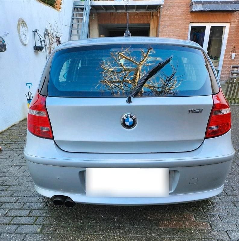 Gebraucht BMW 118 143 PS (105 kW) 2008 Grau Kleinwagen