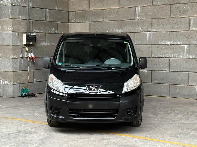 Gebraucht Peugeot Expert 88 PS (64 kW) 2011 Schwarz Van