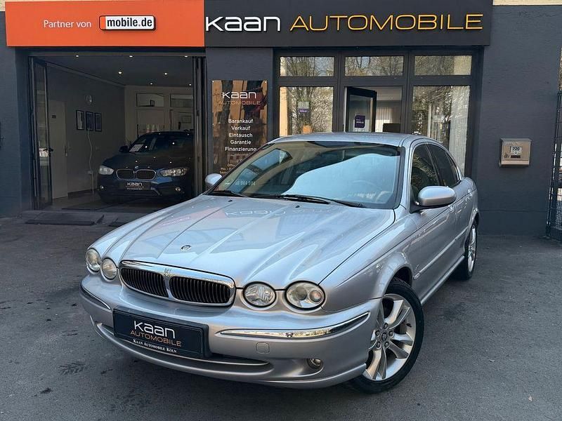 Gebraucht Jaguar X-type 156 PS (114 kW) 2002 Silber Limousine