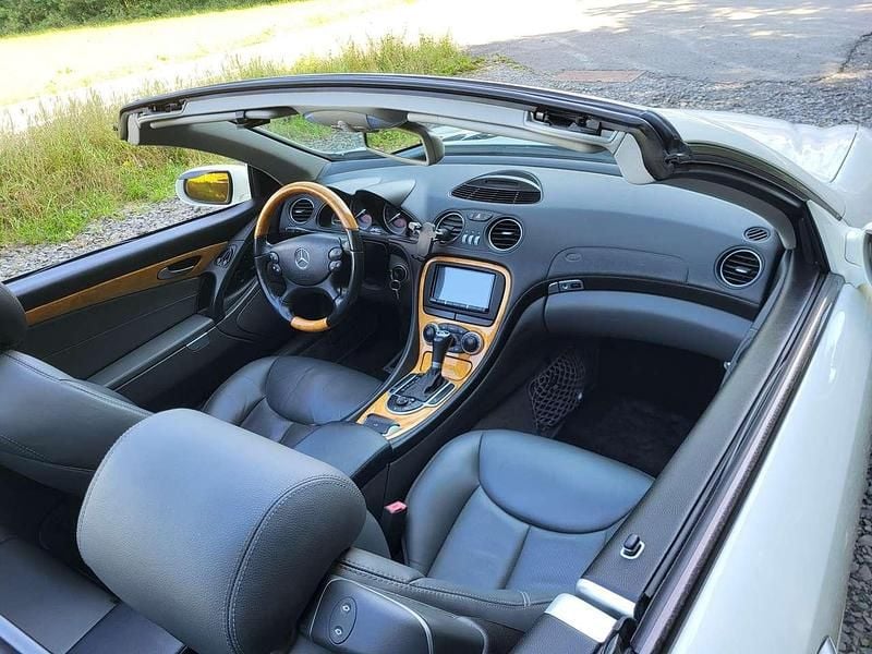 Gebraucht Mercedes SL350 245 PS (180 kW) 2005 Weiß Cabrio