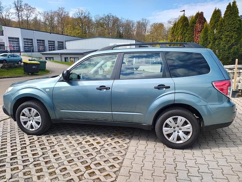 Second-hand Subaru Forester 150 CP (110 kW) 2009 Albastru SUV