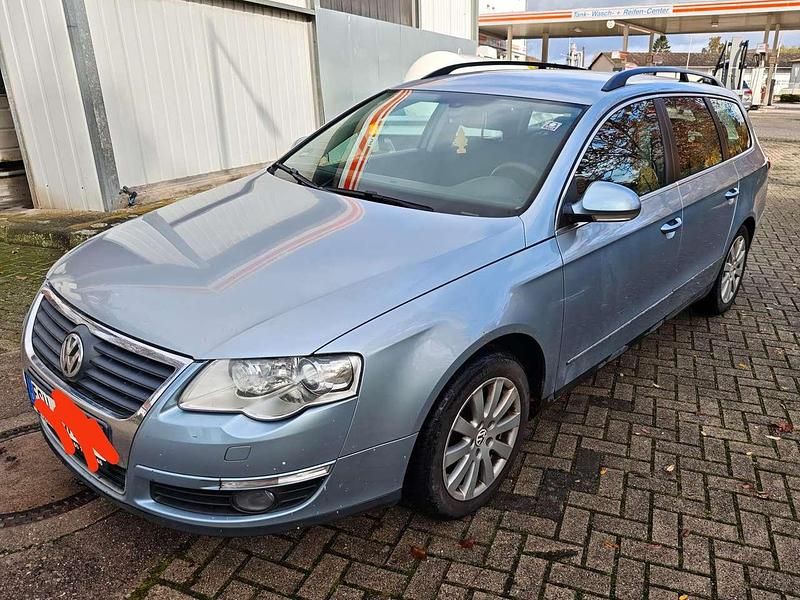 Gebraucht VW Passat 140 PS (102 kW) 2006 Blau Kombi