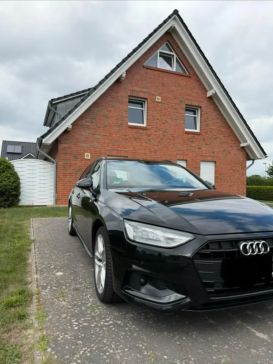 Gebraucht Audi A4 Advanced Plus 190 PS (139 kW) 2020 Schwarz Kombi
