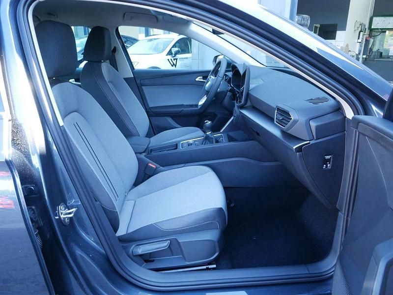 Second-hand Seat Leon 116 CP (85 kW) 2025 Gri Break