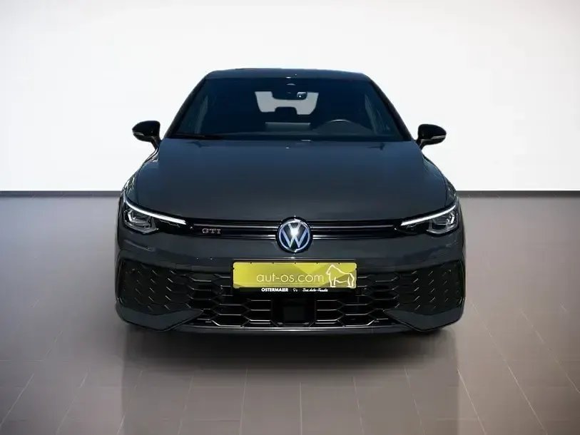 Używany VW Golf VIII Style 265 KM (194 kW) 2024 Szary Sedan/Limuzyna