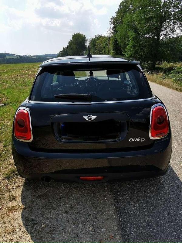 Gebraucht Mini One D 95 PS (69 kW) 2017 Schwarz Kleinwagen