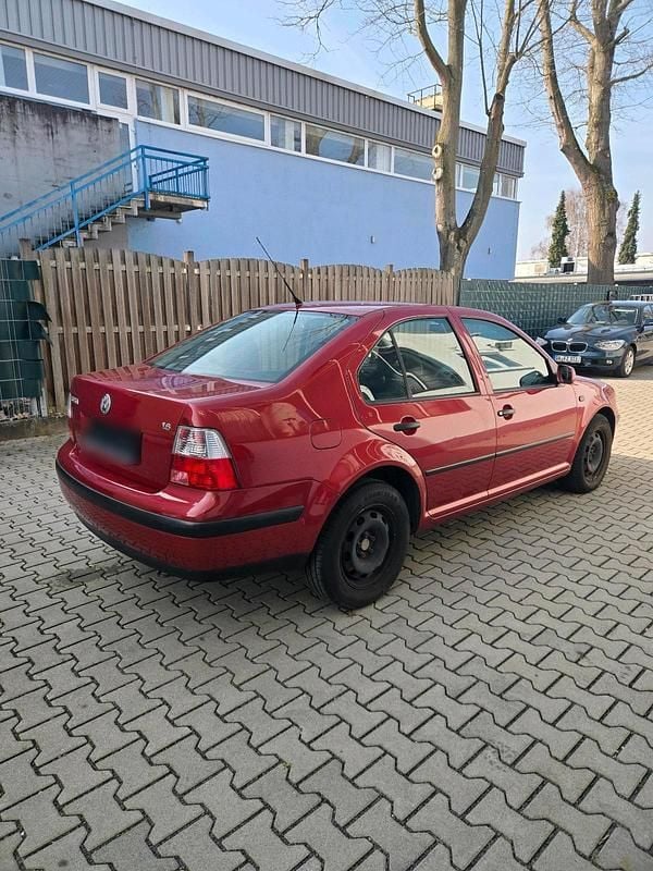 Gebraucht VW Bora 101 PS (74 kW) 1999 Rot Limousine