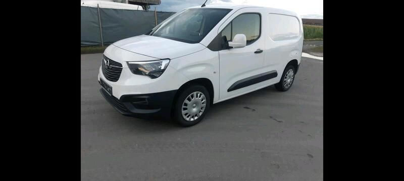 Weiß Gebraucht 2020 Opel Combo Van / Kleinbus | 9.999 € (Guter Preis) - Bild 1/4