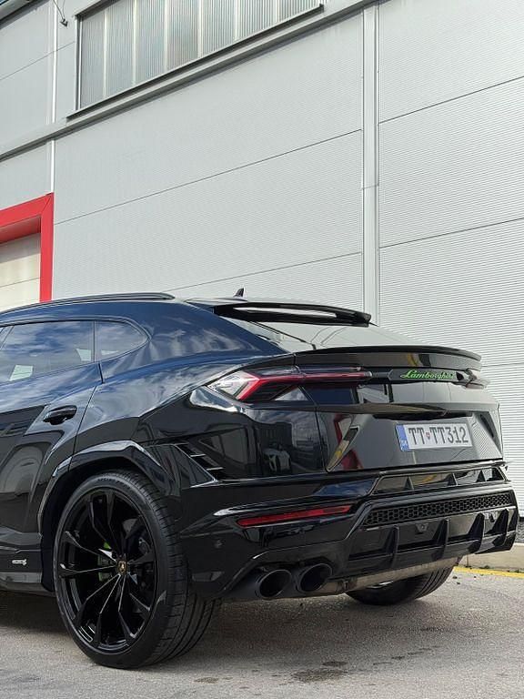 Gebraucht Lamborghini Urus 666 PS (489 kW) 2025 Schwarz SUV