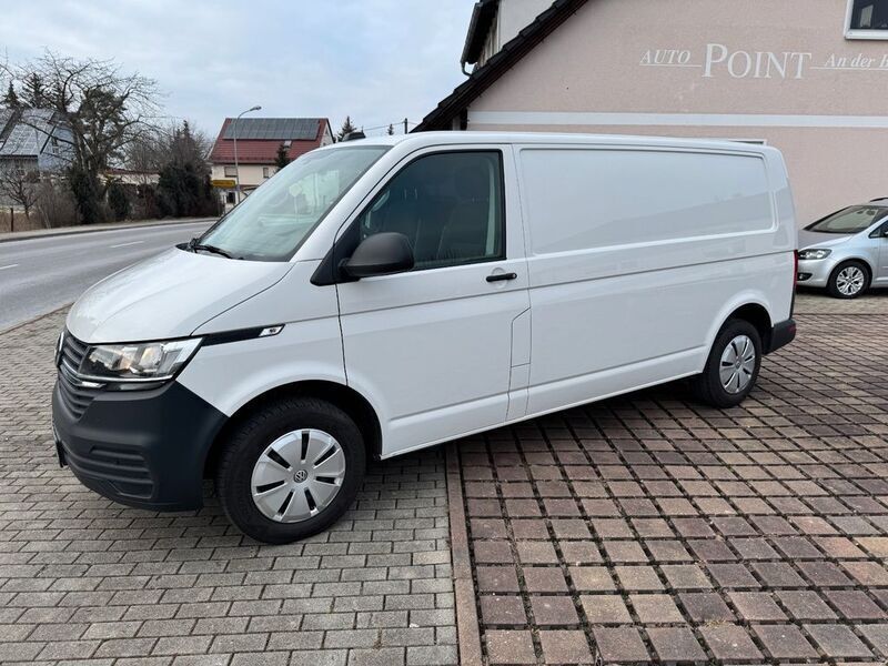 Gebraucht VW T6.1 150 PS (110 kW) 2021 Candyweiß Van
