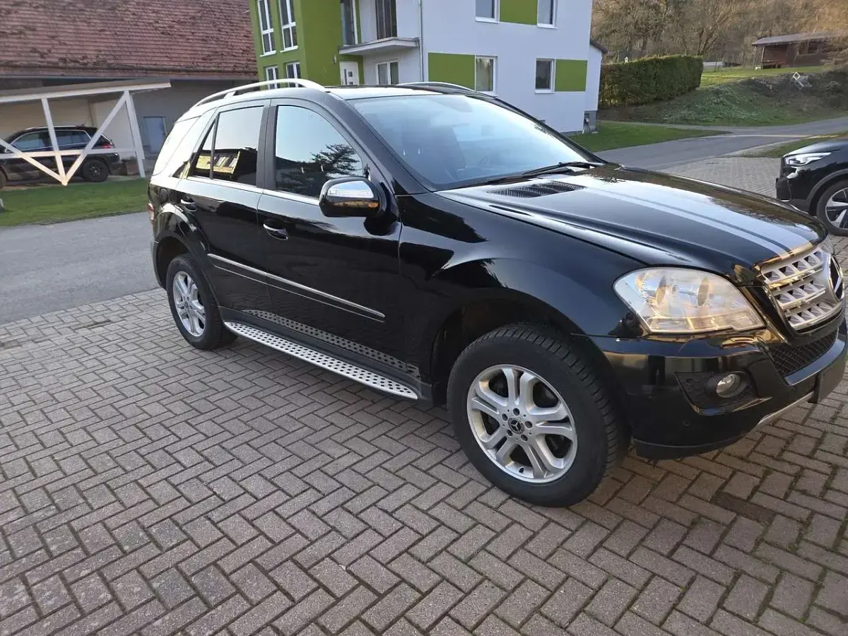 Gebraucht Mercedes ML320 224 PS (164 kW) 2008 SUV