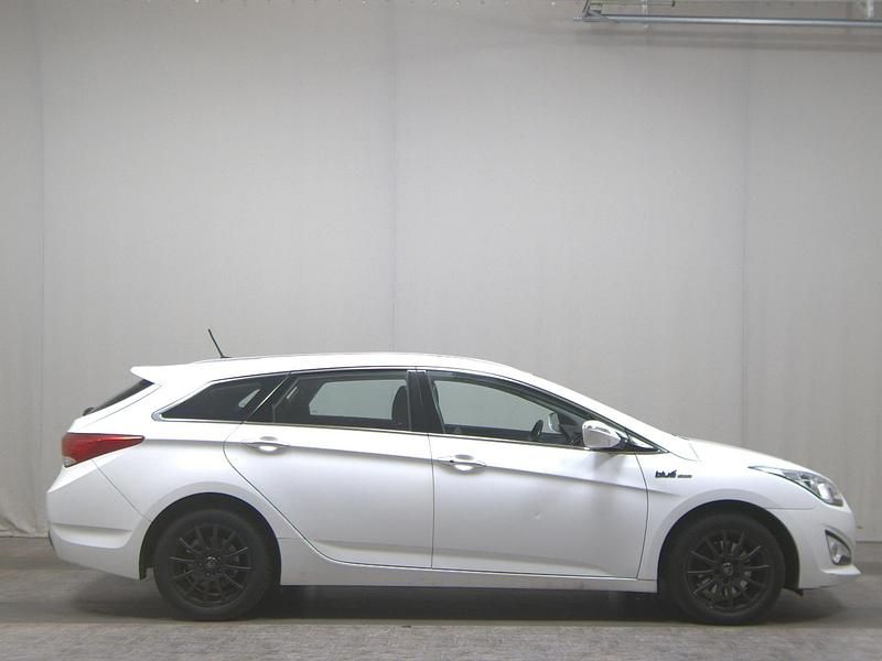 Other Gebraucht 2012 Hyundai i40 Comfort Kombi | 3.790 € (Guter Preis) - Bild 1/4