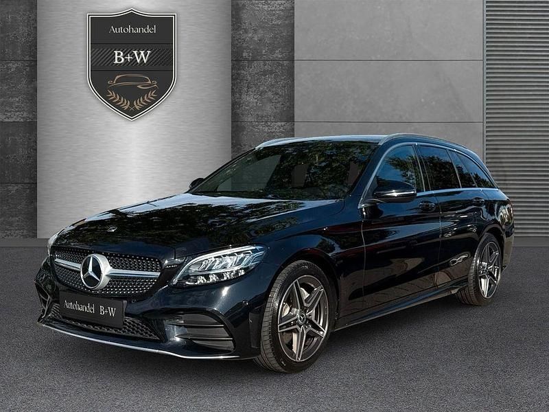 Schwarz Gebraucht 2021 Mercedes C180 AMG Kombi | 24.990 € (Guter Preis) - Bild 1/3