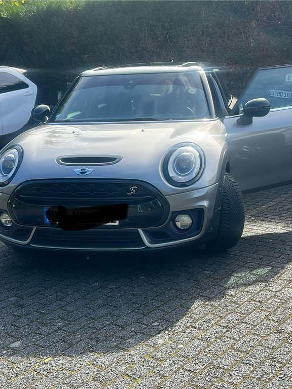 Grau Gebraucht 2016 Mini Cooper S Clubman Kombi | 15.750 € (Etwas zu teuer) - Bild 1/4