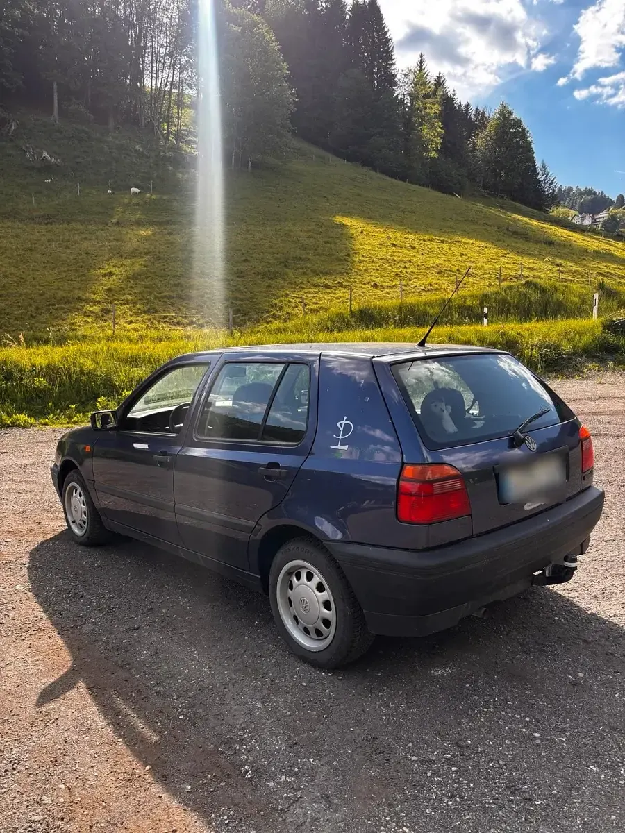 Gebraucht VW Golf III 75 PS (55 kW) 1995 Blau Limousine