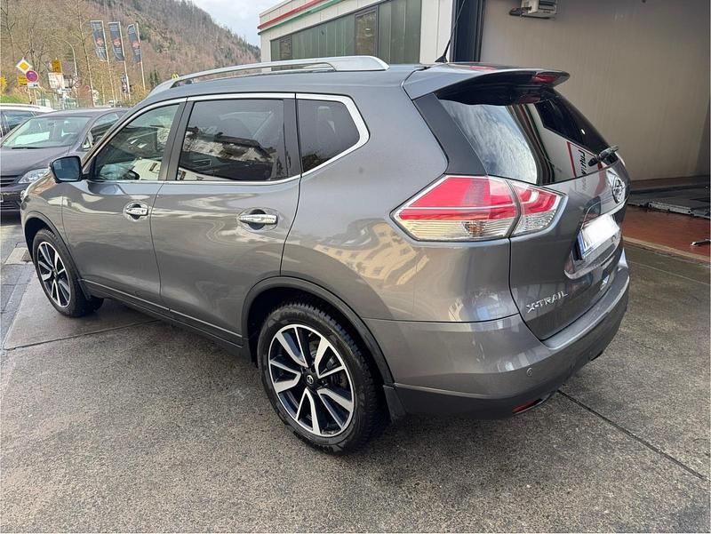 Gebraucht Nissan X-Trail 131 PS (96 kW) 2015 Grau SUV